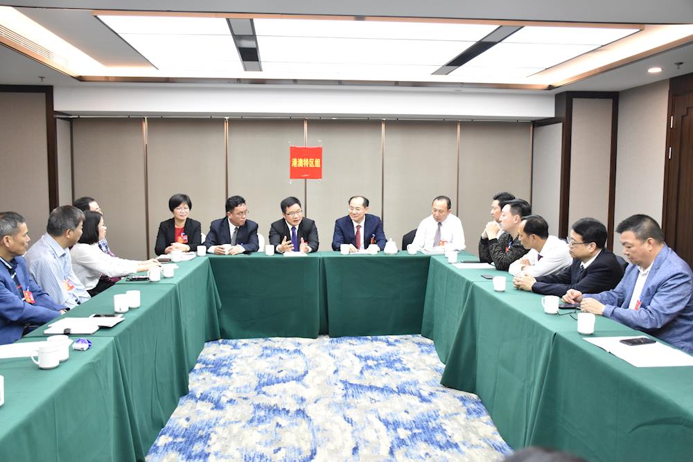 县领导参加政协委员分组讨论 发挥优势集智聚力开创新时代怀集改革发展新局面 ...